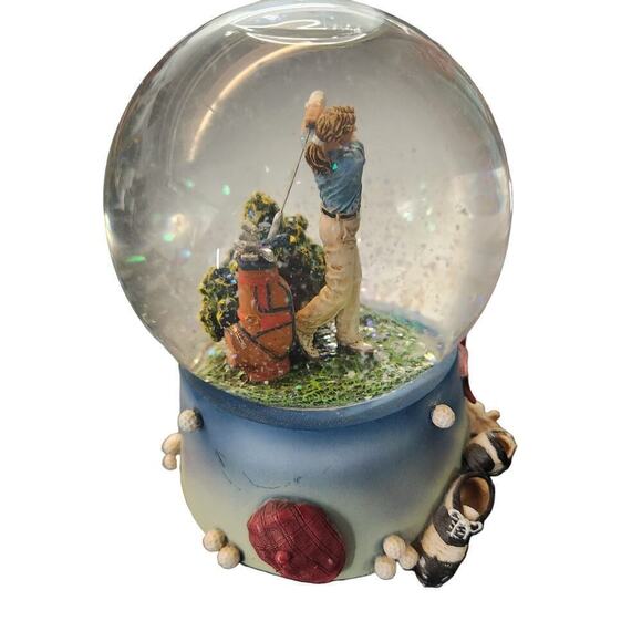 MUSICAL GOLF WATER SNOW GLOBE LADY GOLFER COLORFUL SPARKLES 'TOP OF THE WORLD' - Picture 4 of 5